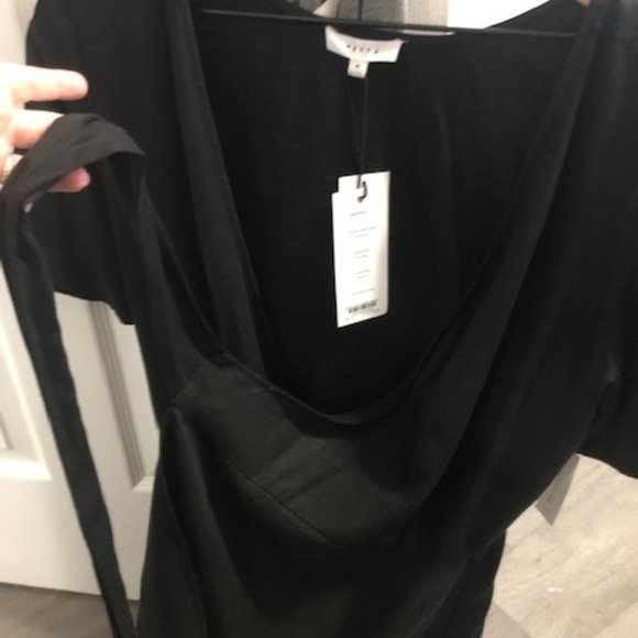 VETTA Short Wrap Dress - Picture 3 of 5